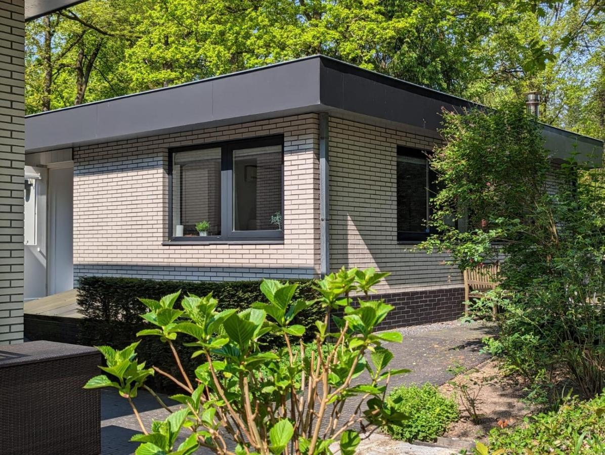 Luxe Bungalow "Zomeroord" Beekbergen Exteriör bild
