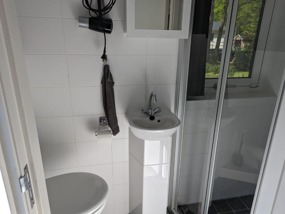 Luxe Bungalow "Zomeroord" Beekbergen Exteriör bild